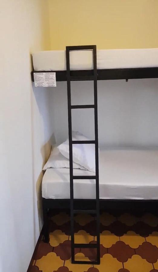 Hostel Dodero Либерия Екстериор снимка