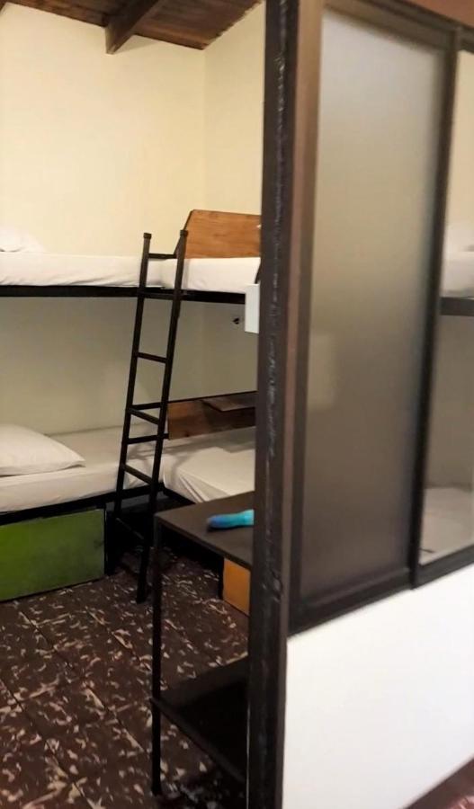 Hostel Dodero Либерия Екстериор снимка