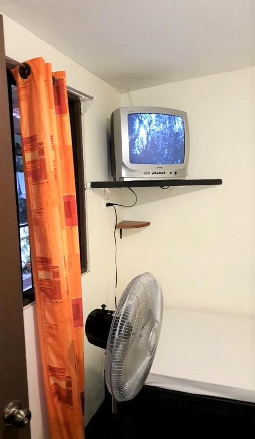 Hostel Dodero Либерия Екстериор снимка