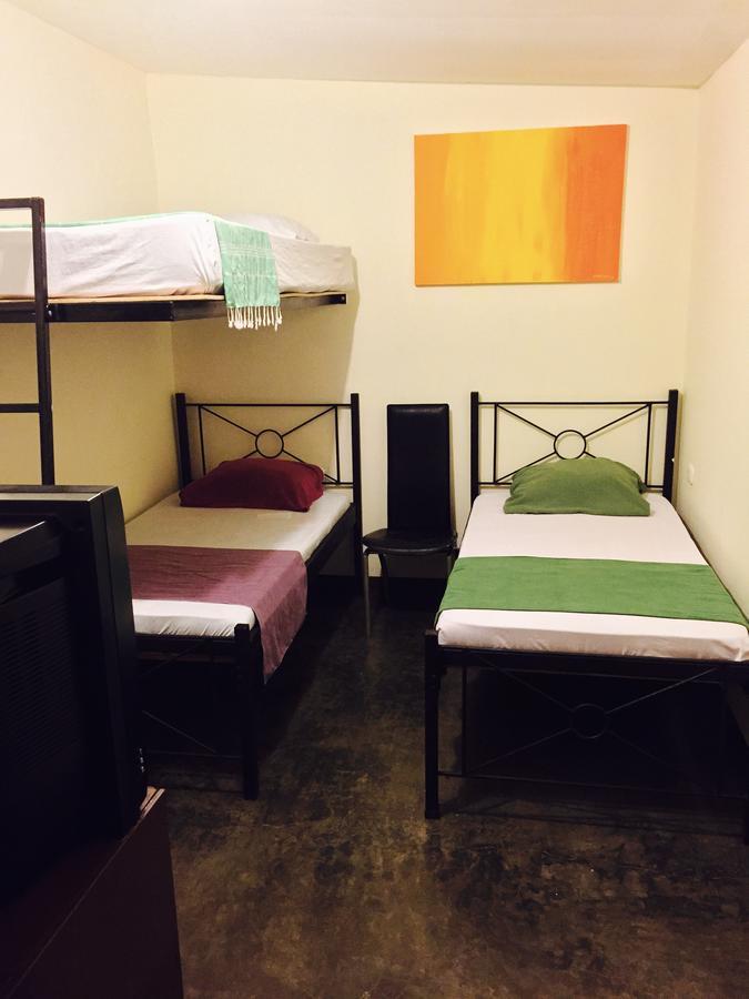 Hostel Dodero Либерия Екстериор снимка
